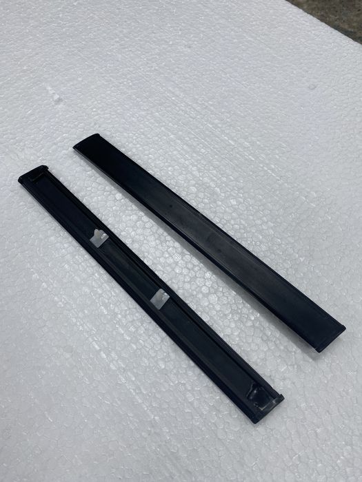 Молдинги молдіншги на крила bmw e38 е38 на крылья бмв передние нижні