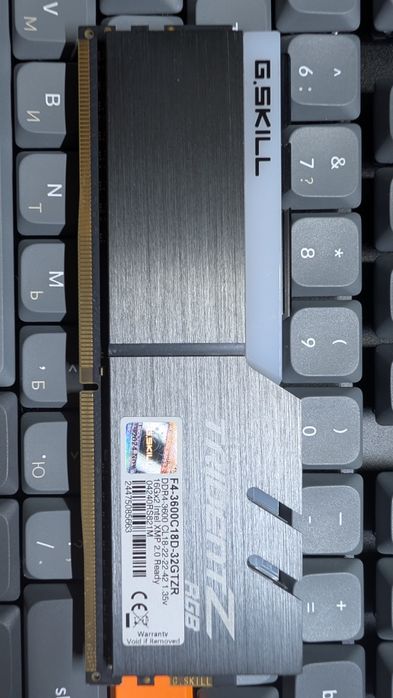 Модуль пам'яті DDR4 16GB/3600 G.Skill Trident Z RGB