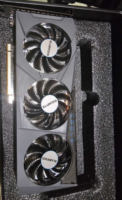 Karta graficzna Gigabyte RX 6600 EAGLE 8G