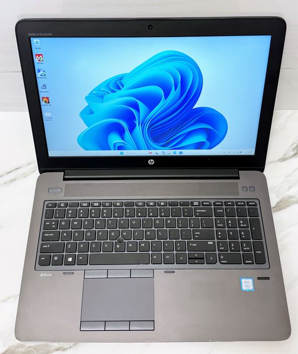 HP ZBook 15G4 15.6"FHD|i7-7700HQ|16GB|512SSD|M620|АКБ 6%