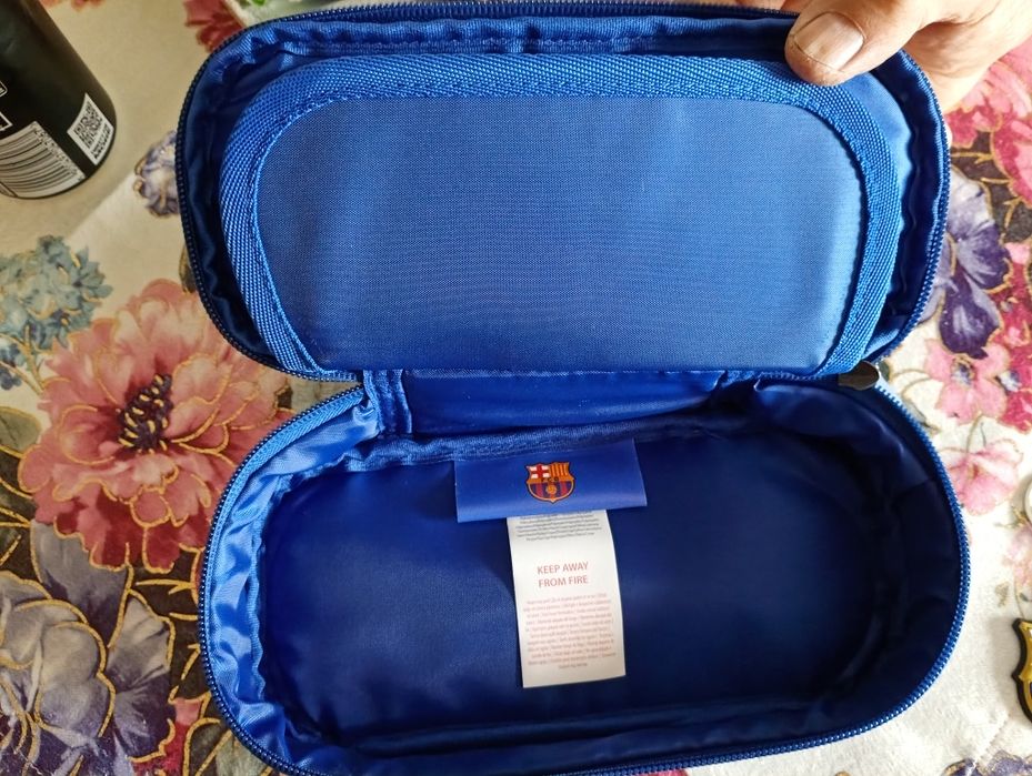 Piórnik FC Barcelona + brelok