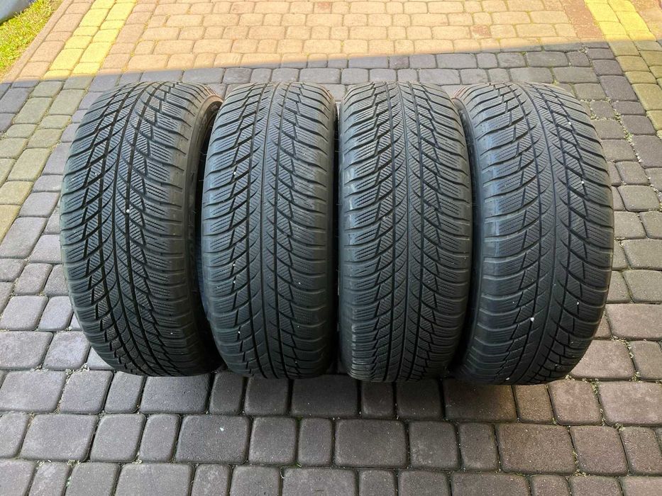 Opony Bridgestone Blizzak LM001  225/55/17 97H  7mm ROK 2023