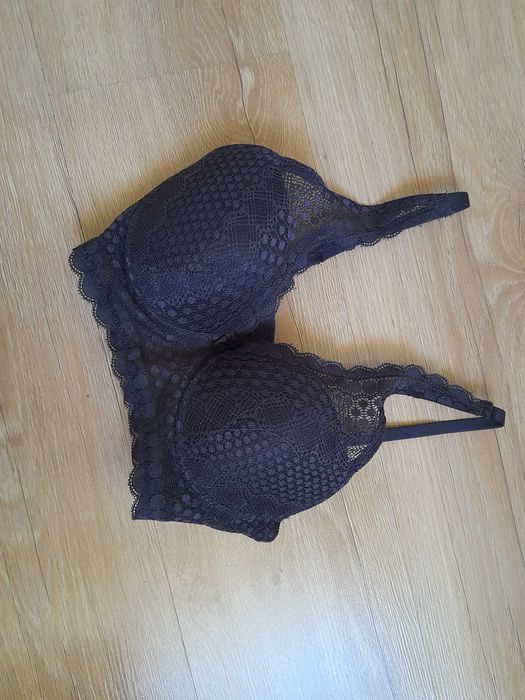 Biustonosz h&m ok 70b/c
