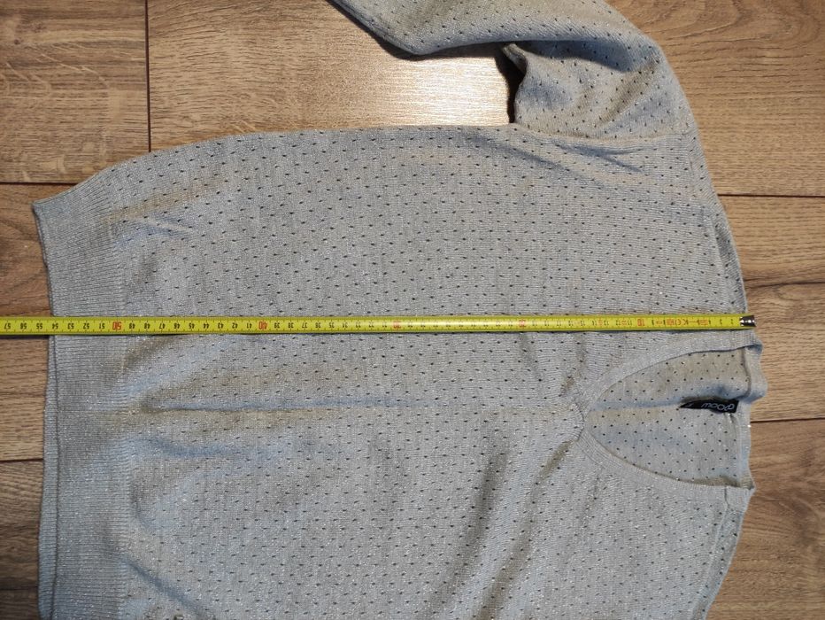 Bluzka/sweter z metaliczną nitką XS