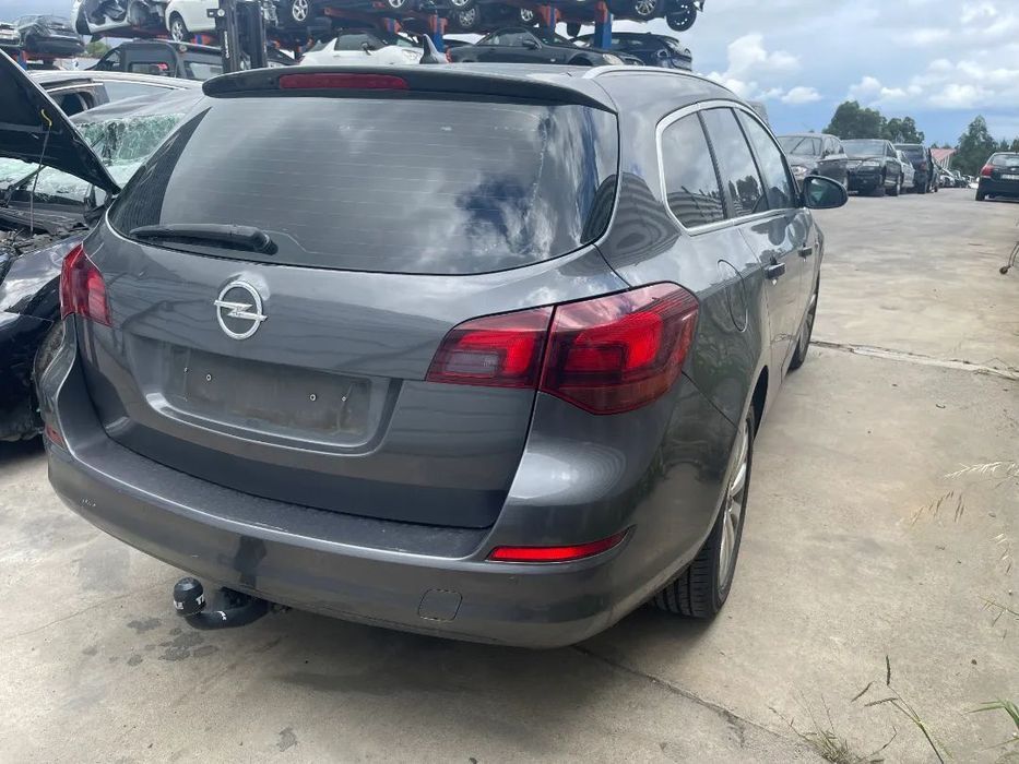 OPEL ASTRA J CARAVAN 1.7 CDTI 125 CV DE 2011 PARA PEÇAS