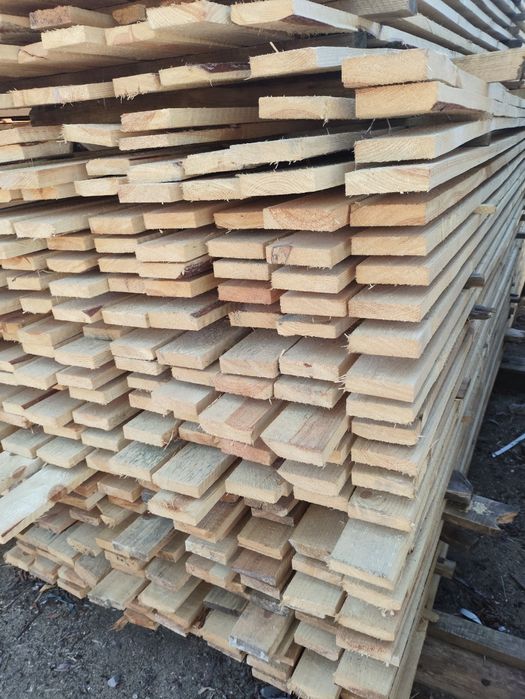 Дошка обрізна свіжопил сосна 40мм х 200мм х 6м