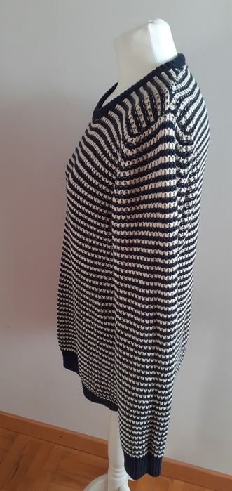 Sweter  w paski kremowo granatowe
