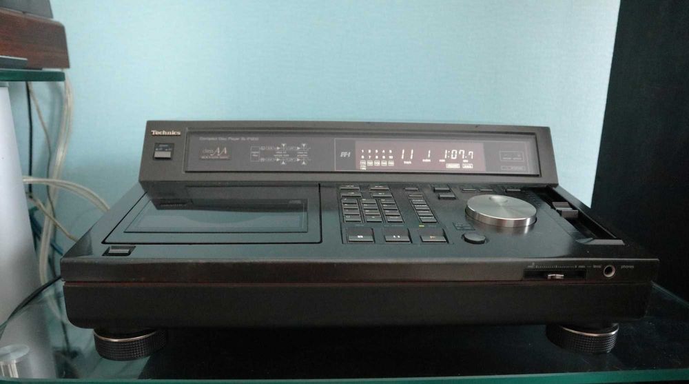 Cd проигрыватель Technics sl p1200