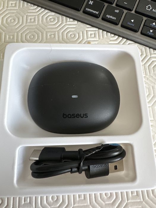 Auriculares Baseus AirGo