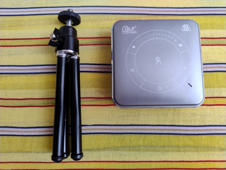 міні-проектор в ЧУДОВОМУ стані