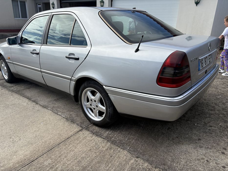 Mercedes benz c220 D
