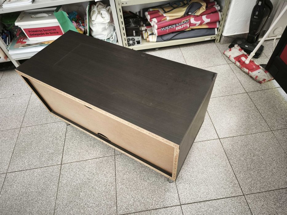Móvel TV tipo IKEA