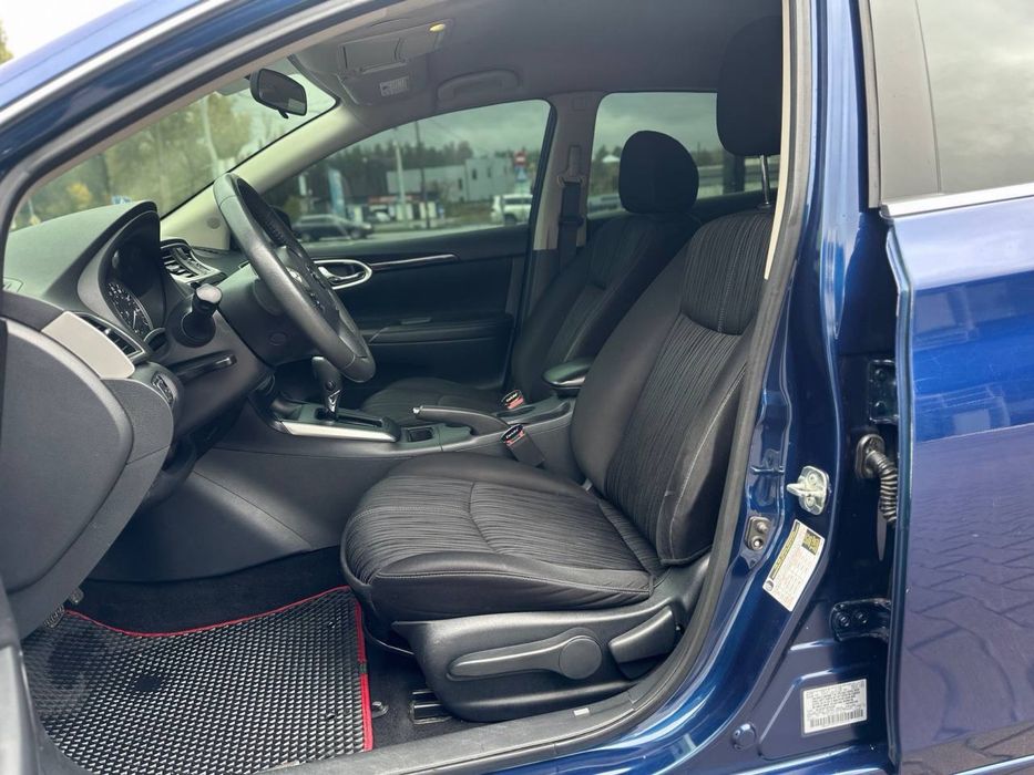 Nissan Sentra 2017 року 1.8 бензин автомат передній привід 128т.км