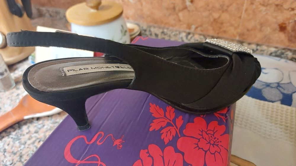 Sandalia para cerimónia,  N°35, usada 1 vez!