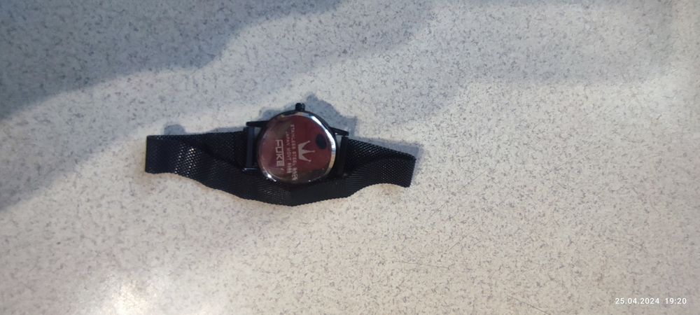 Продам  Годинник