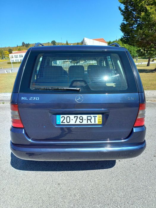 Mercedes ML 270 - 2001 Bem cuidado !