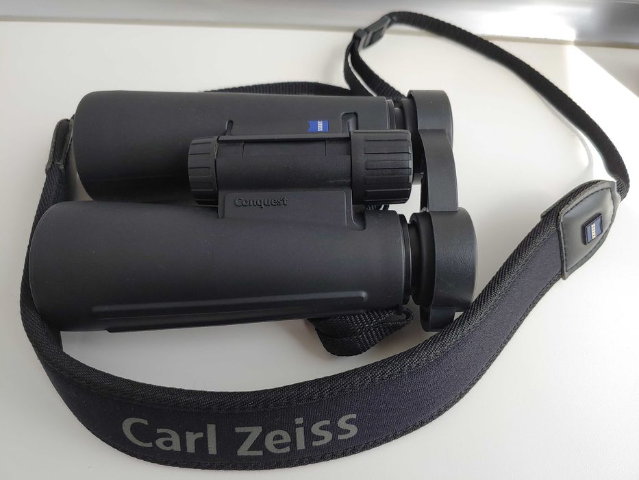 Біноклі ZEISS Conquest 15x45 T*  Bushnell ENGAGE 10x42