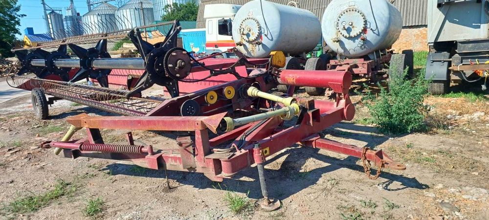 Жатка валкова причіпна ЖВП-6,4