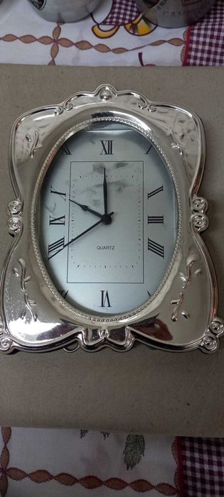 Relogio de comoda