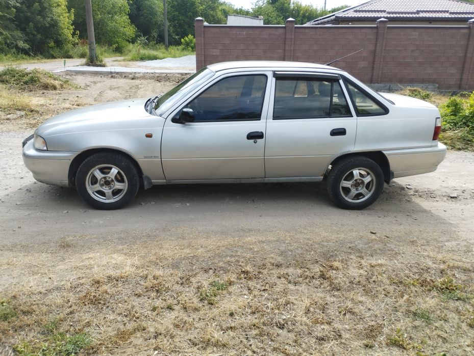 Продам Daewoo нексия