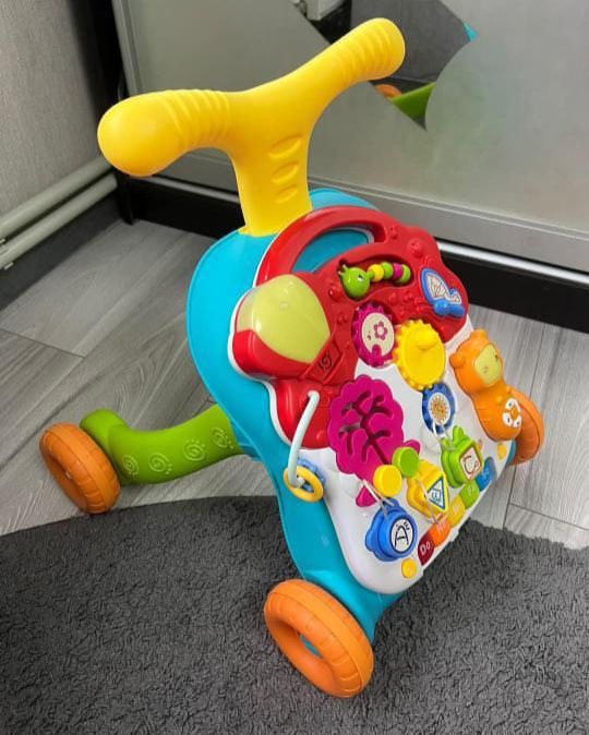 Дитячий толокар/ходунки