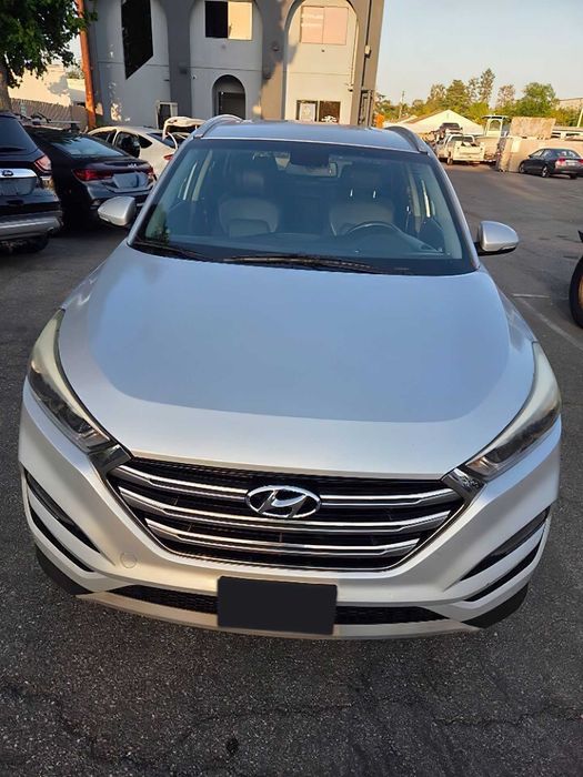 Hyundai Tucson      2016