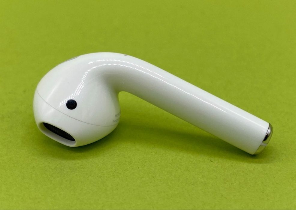 Лівий навушник Airpods 2 A2031 A2032 ідеальний стан