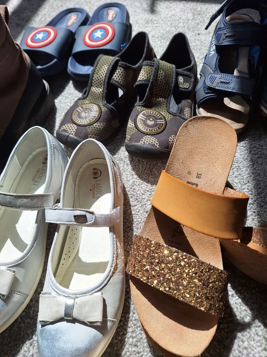 Buty rozmiary od 33 do 38 mało lub wcale nie noszone Bayton Lasocki