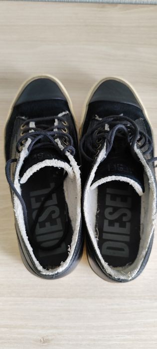 Жіночі кеди diesel