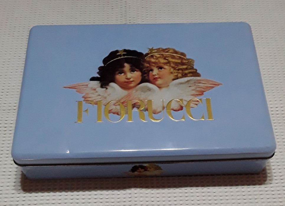 Fiorucci - caixa antiga azul com anjos (vazia)