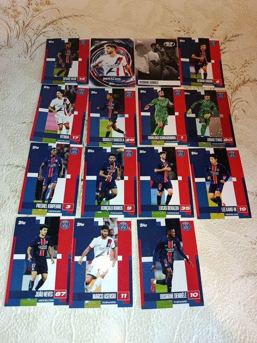 Карточки футбольный клуб ПСЖ Topps  футболисты Пари Сен Жермен PSG