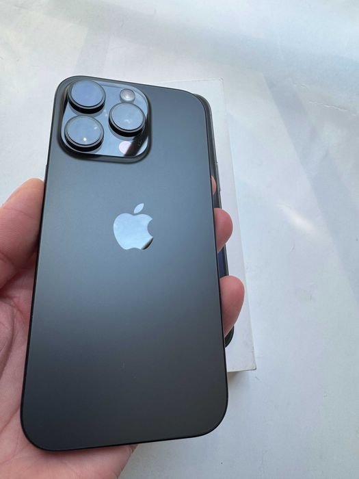 iPhone 16 Pro, Black Titanium, 128 GB