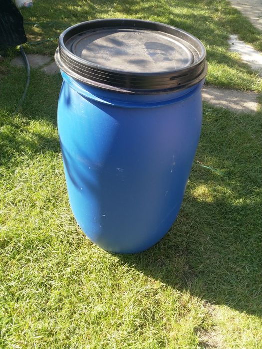 Beczka 220L sprzedam