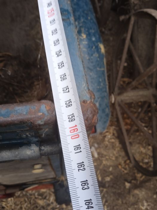 Reboque para atrelar a veículos ligeiros