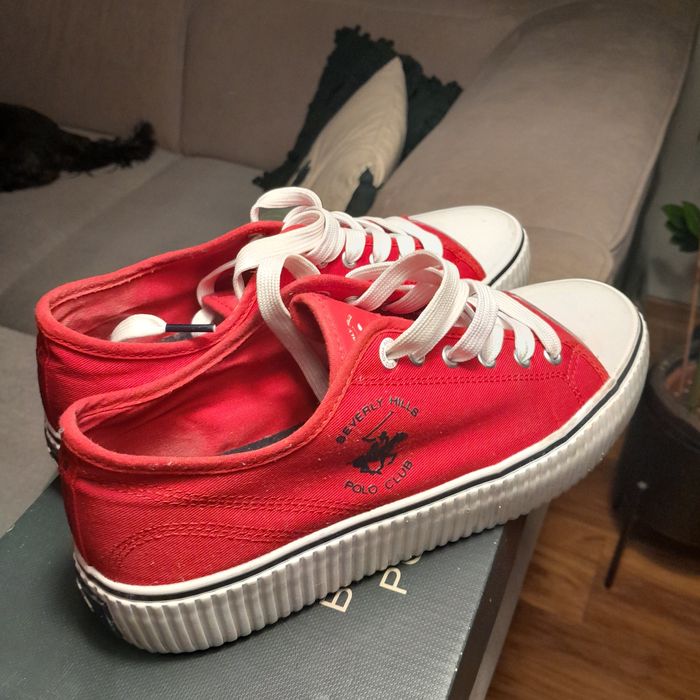 Sprzedam nowe trampki