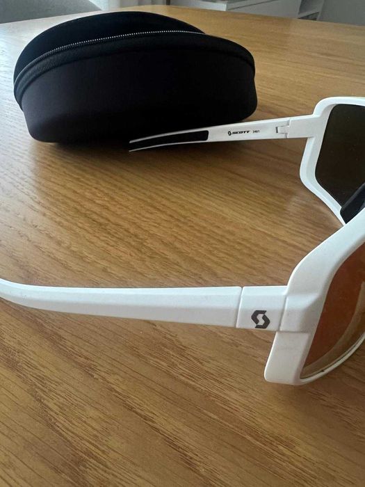 Óculos Scott Torica
Óculos Scott Torica