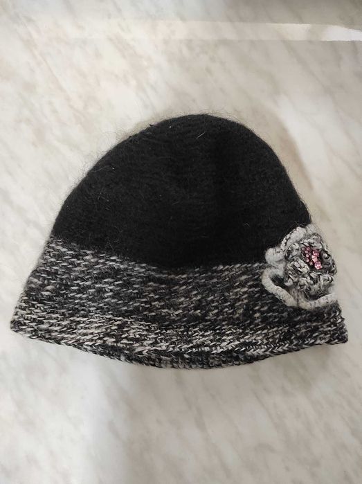 шапка тепла вязана чорна, вовна
