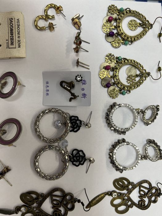 Серьги бижутерия