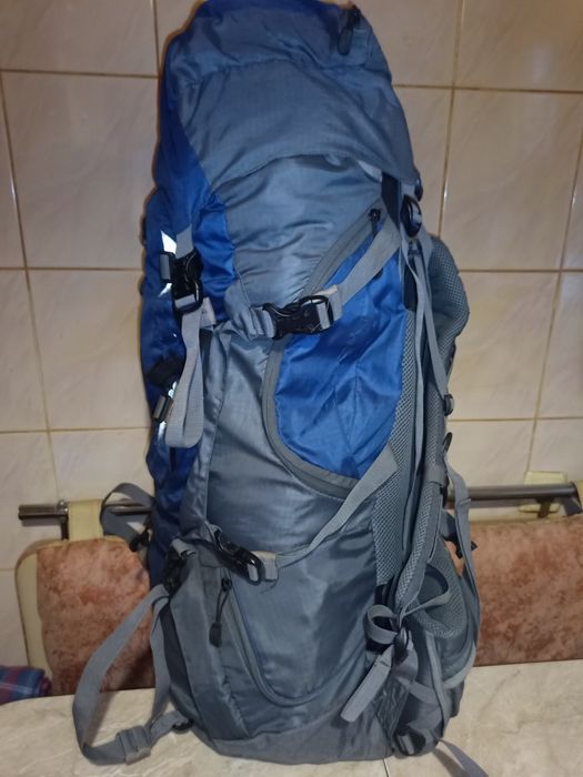 Продам рюкзак туристический