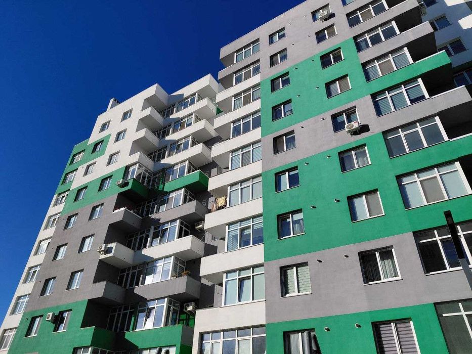 Комфортна 2-кім. квартира в зданій і заселеній новобудові!