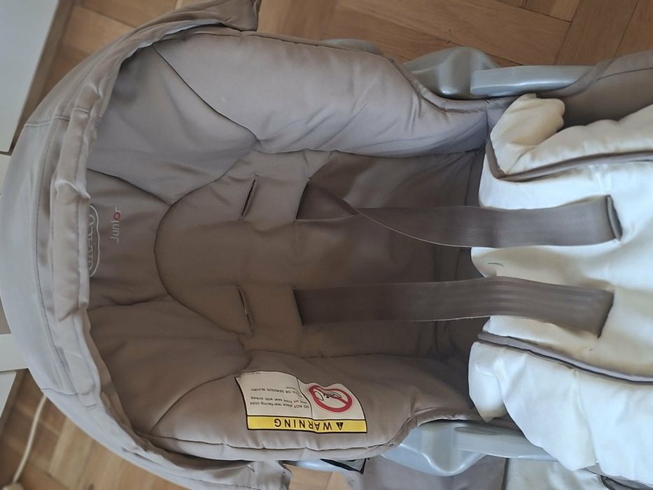 Sprzedam fotelik nosidelko Graco