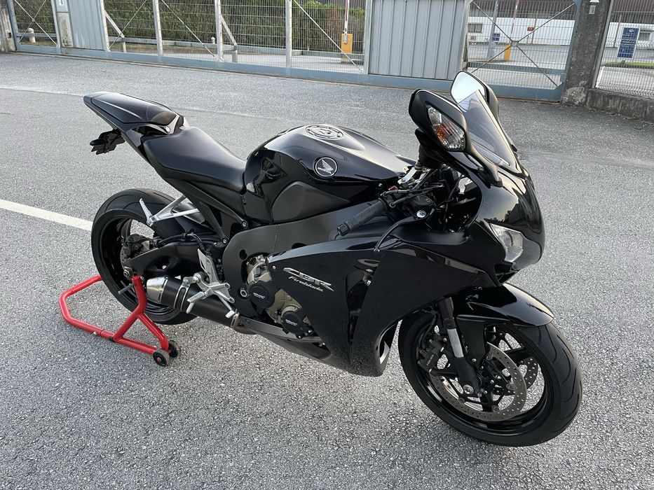 Honda cbr 1000rr