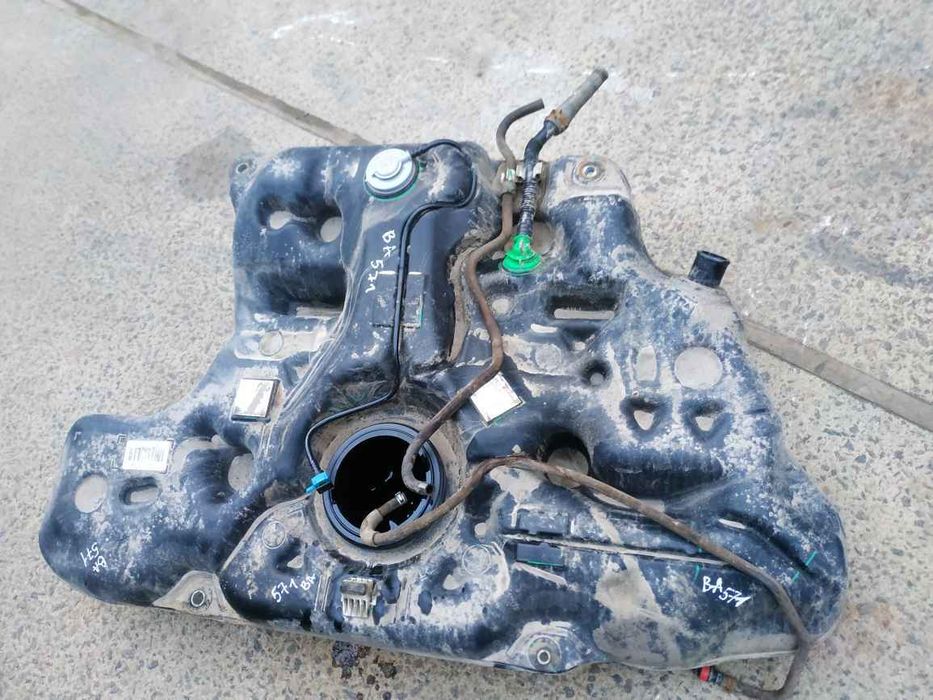 Toyota Auris E150 2006-2012 бак паливний  BA0571 7711102150