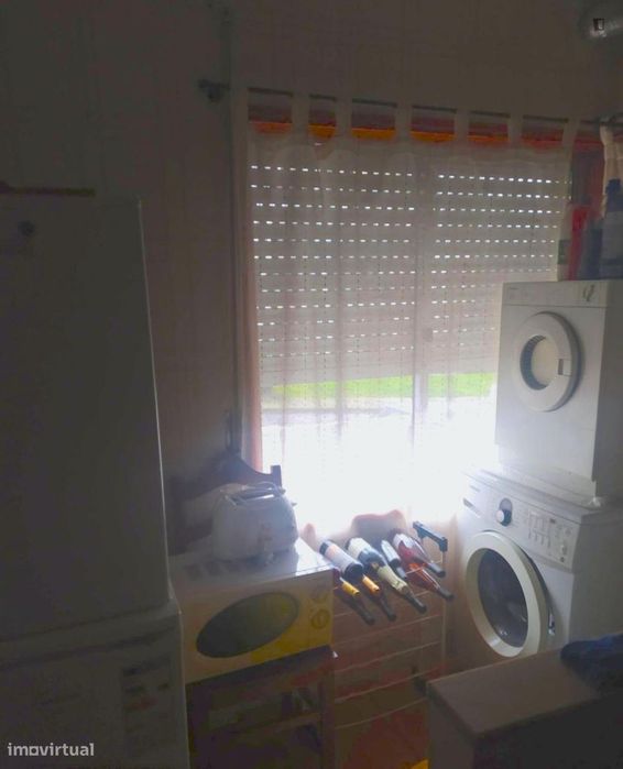 Quarto - localizado em Guimaraes