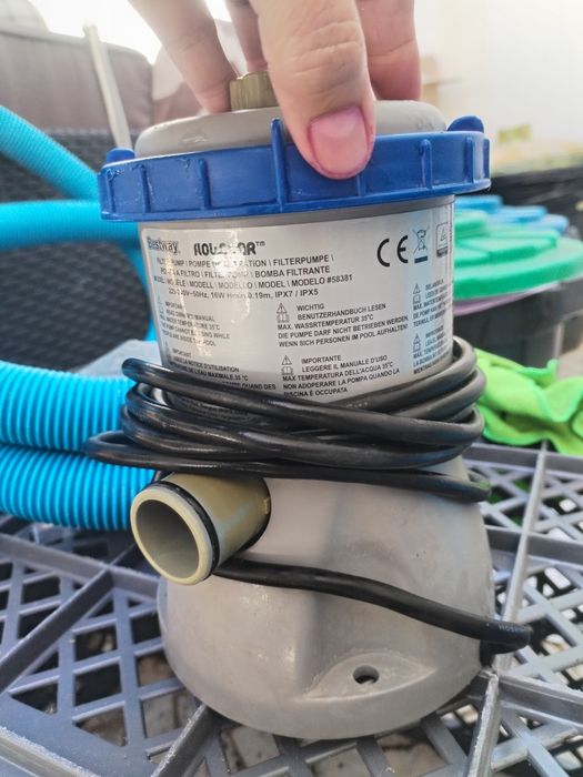 Bomba de Filtro Piscina Bestway Flowclear – Com Caixa e Acessórios