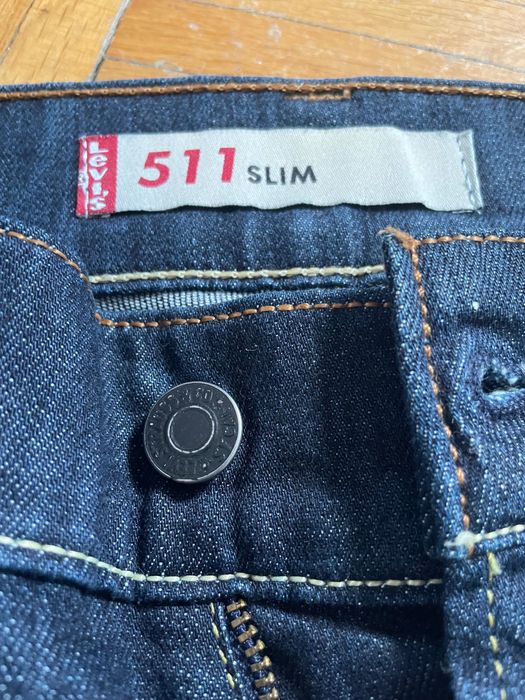 Spodnie Levi Strauss & Co granatowe