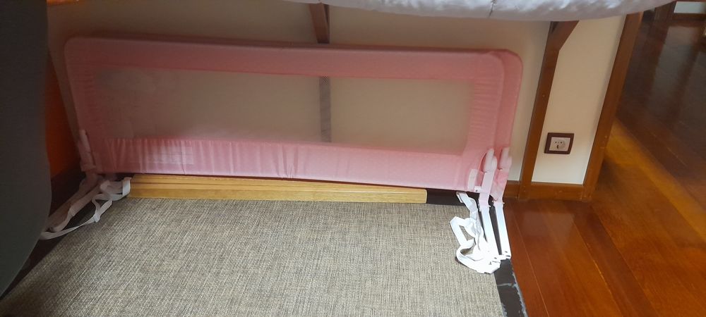 Cama criança/ solteira