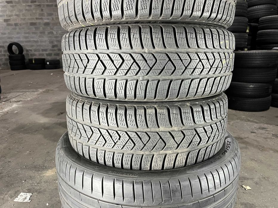 GS1391 Зимові шини 205/45r17 Pirelli Sottozero 3 комплект резина р17