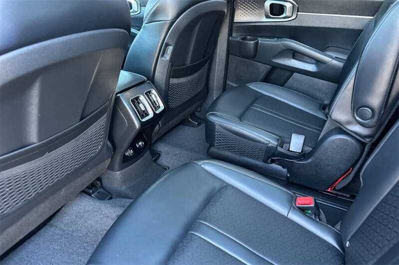 2022 Kia Sorento Hybrid EX