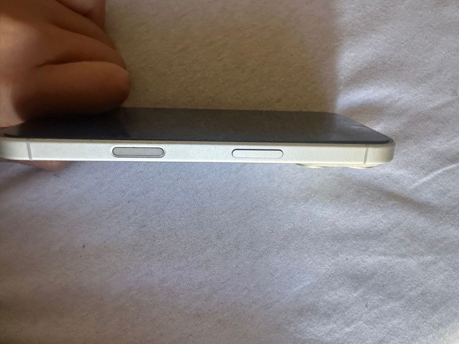 Iphone 16 em otimo estado